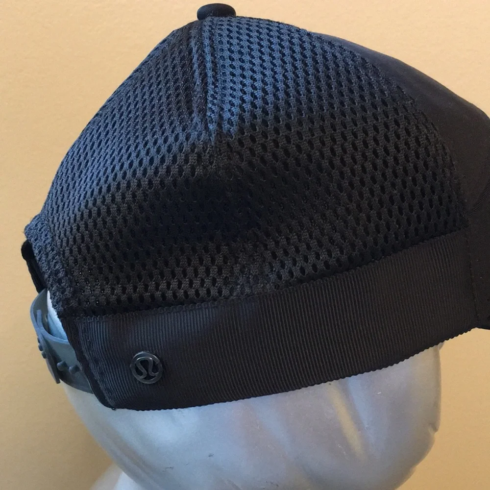 Lululemon Dash & Splash Cap Black (First Release)